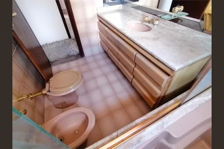 Apartamento à venda com 220m², 4 quartos e 3 vagas