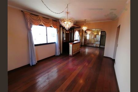 Apartamento à venda com 220m², 4 quartos e 3 vagas