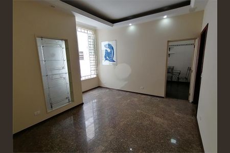 Apartamento à venda com 220m², 4 quartos e 3 vagas