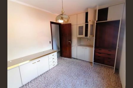 Apartamento à venda com 220m², 4 quartos e 3 vagas