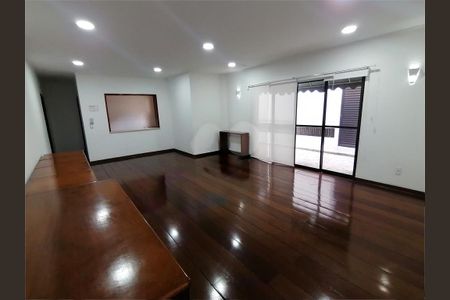 Apartamento à venda com 220m², 4 quartos e 3 vagas