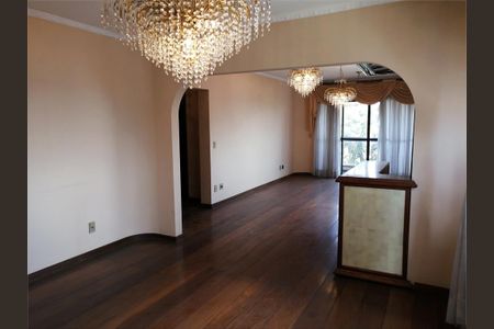 Apartamento à venda com 220m², 4 quartos e 3 vagas