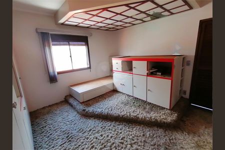 Apartamento à venda com 220m², 4 quartos e 3 vagas