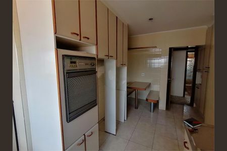 Apartamento à venda com 220m², 4 quartos e 3 vagas