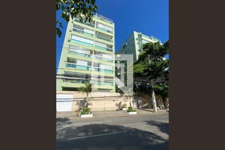 Apartamento à venda com 130m², 2 quartos e 1 vaga Apartamento à venda com 130m², 2 quartos e 1 vagaFachada