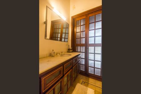 Casa à venda com 480m², 4 quartos e 4 vagasBanheiro da Suíte 4