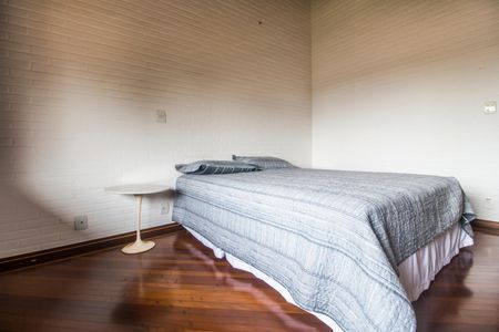 Casa à venda com 480m², 4 quartos e 4 vagasSuíte 3