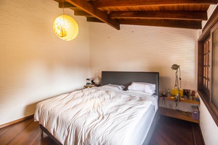 Casa à venda com 480m², 4 quartos e 4 vagasSuíte 1