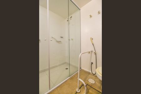 Casa à venda com 480m², 4 quartos e 4 vagasBanheiro da Suíte 4