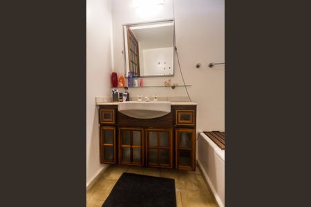 Casa à venda com 480m², 4 quartos e 4 vagasBanheiro da Suíte 3