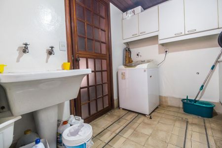 Casa à venda com 480m², 4 quartos e 4 vagasÁrea de Serviço