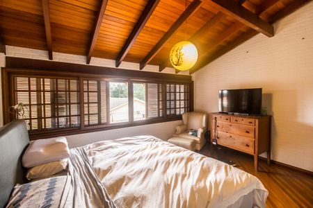 Casa à venda com 480m², 4 quartos e 4 vagasSuíte 1