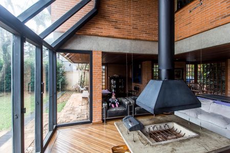 Casa à venda com 480m², 4 quartos e 4 vagasSala