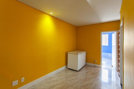 Apartamento à venda com 65m², 2 quartos e 1 vaga Apartamento à venda com 65m², 2 quartos e 1 vagaSala