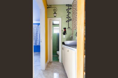 Apartamento à venda com 65m², 2 quartos e 1 vaga Apartamento à venda com 65m², 2 quartos e 1 vagaBanheiro Social