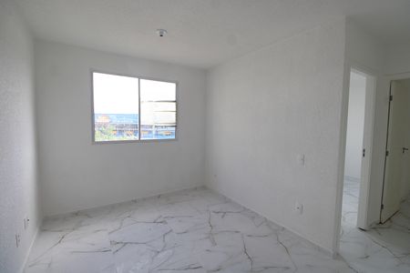 Sala de apartamento para alugar com 2 quartos, 42m² em Madureira, Rio de Janeiro
