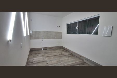 Casa à venda com 308m², 4 quartos e 4 vagasCozinha