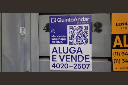 Casa à venda com 308m², 4 quartos e 4 vagasPlaquinha