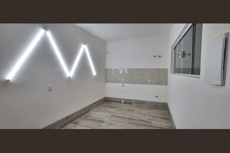 Casa à venda com 308m², 4 quartos e 4 vagasCozinha