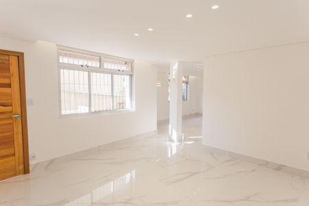 Apartamento para alugar com 90m², 3 quartos e 1 vaga Apartamento para alugar com 90m², 3 quartos e 1 vagaSala 2