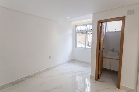 Apartamento para alugar com 90m², 3 quartos e 1 vaga Apartamento para alugar com 90m², 3 quartos e 1 vagaSuíte 2
