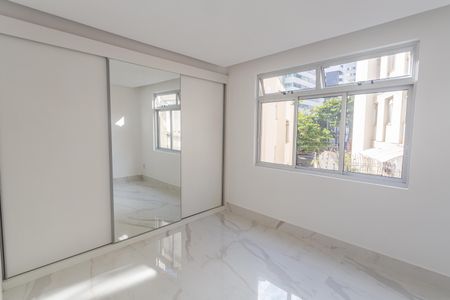 Apartamento para alugar com 90m², 3 quartos e 1 vaga Apartamento para alugar com 90m², 3 quartos e 1 vagaSuíte 1