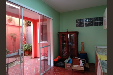 Casa à venda com 248m², 3 quartos e 2 vagas Casa à venda com 248m², 3 quartos e 2 vagasEspaço Gourmet