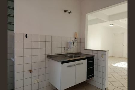 Casa à venda com 248m², 3 quartos e 2 vagas Casa à venda com 248m², 3 quartos e 2 vagasEdícula /cozinha