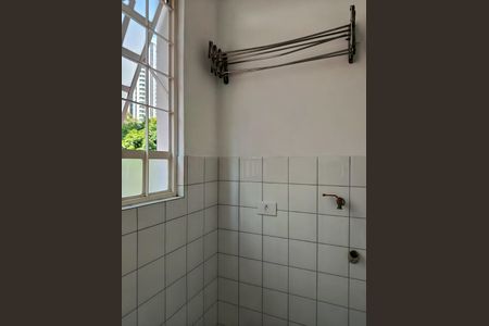 Casa à venda com 248m², 3 quartos e 2 vagas Casa à venda com 248m², 3 quartos e 2 vagasEdícula /Lavanderia