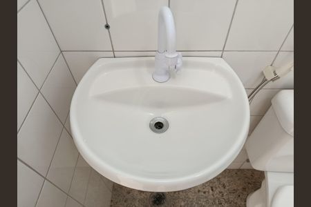 Casa à venda com 248m², 3 quartos e 2 vagas Casa à venda com 248m², 3 quartos e 2 vagasEdícula /Banheiro