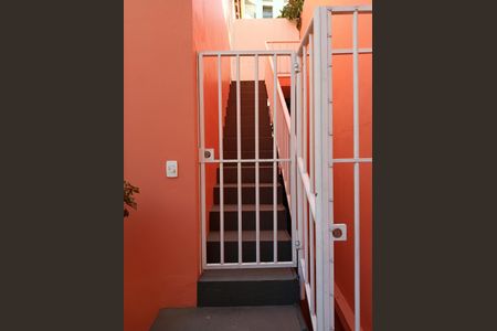 Casa à venda com 248m², 3 quartos e 2 vagas Casa à venda com 248m², 3 quartos e 2 vagasEdícula com entrada independente