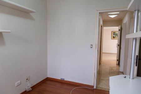 Apartamento à venda com 80m², 3 quartos e 2 vagasQuarto 2