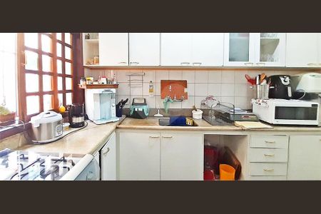 Casa à venda com 230m², 4 quartos e 10 vagas