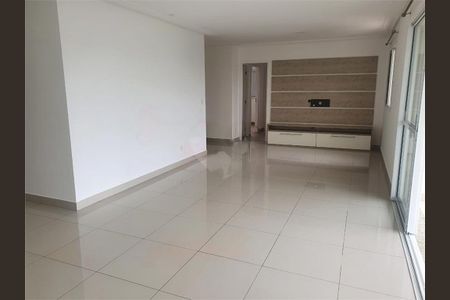Apartamento à venda com 121m², 3 quartos e 2 vagas