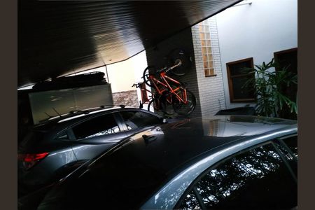 Casa à venda com 279m², 3 quartos e 3 vagas