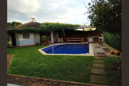 Casa à venda com 279m², 3 quartos e 3 vagas