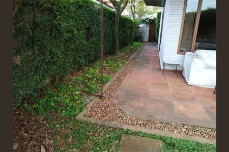 Casa à venda com 279m², 3 quartos e 3 vagas