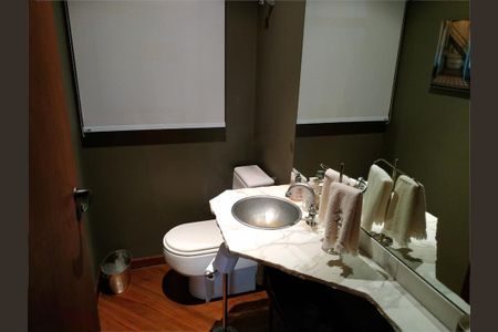 Casa à venda com 279m², 3 quartos e 3 vagas