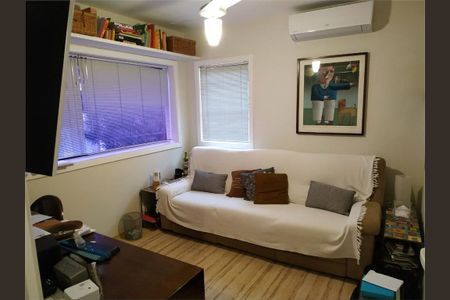 Casa à venda com 279m², 3 quartos e 3 vagas