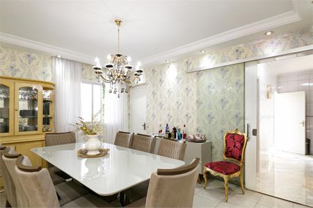 Casa à venda com 315m², 4 quartos e 5 vagas