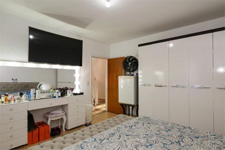 Casa à venda com 315m², 4 quartos e 5 vagas