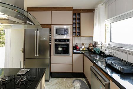 Casa à venda com 315m², 4 quartos e 5 vagas