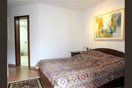 Apartamento à venda com 194m², 4 quartos e 3 vagas