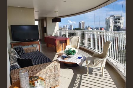 Apartamento à venda com 243m², 4 quartos e 4 vagas