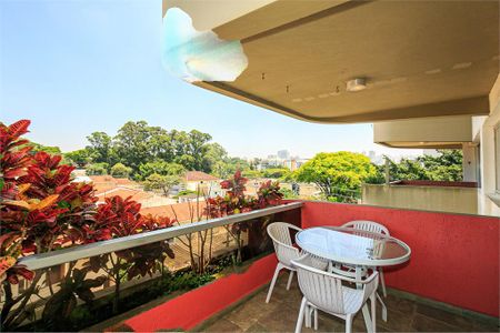 Apartamento à venda com 134m², 3 quartos e 2 vagas