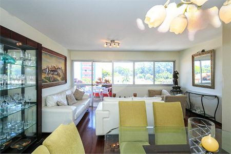 Apartamento à venda com 134m², 3 quartos e 2 vagas