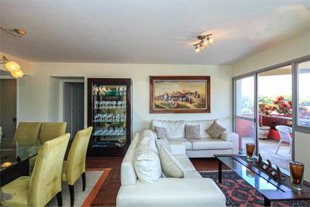 Apartamento à venda com 134m², 3 quartos e 2 vagas