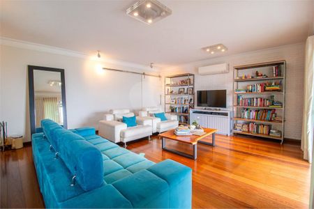 Apartamento à venda com 168m², 4 quartos e 4 vagas