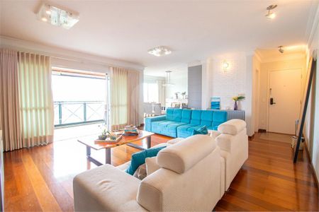 Apartamento à venda com 168m², 4 quartos e 4 vagas