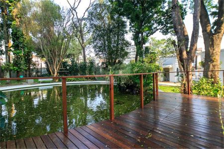 Apartamento à venda com 207m², 3 quartos e 2 vagas